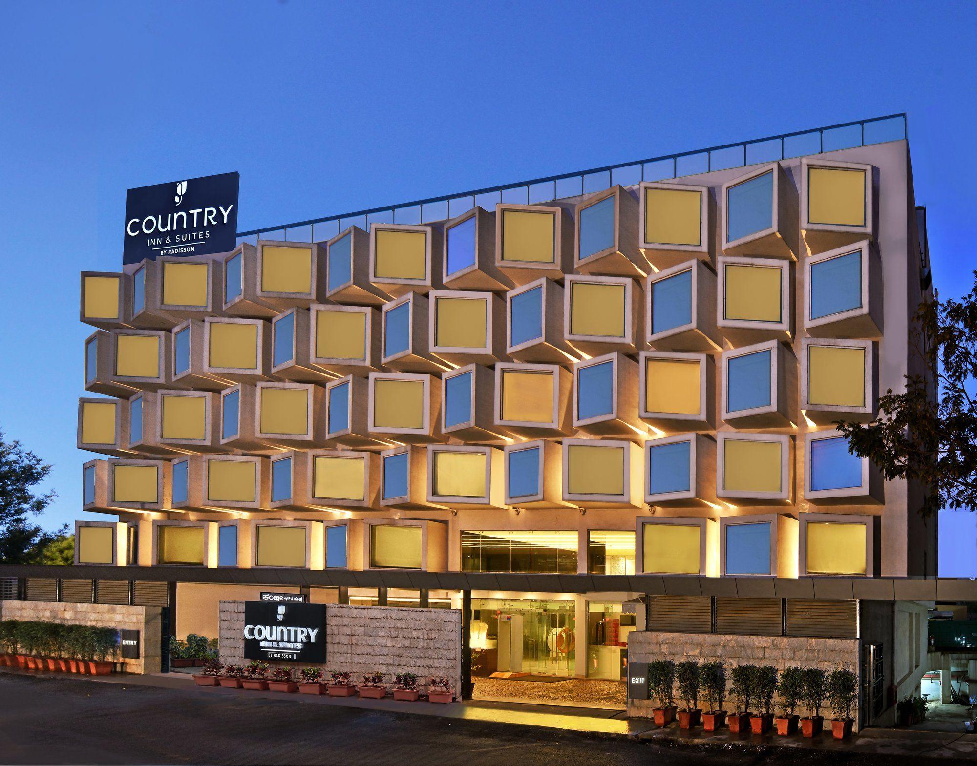 Country Inn & Suites By Radisson, Bengaluru Hebbal Road Exteriör bild