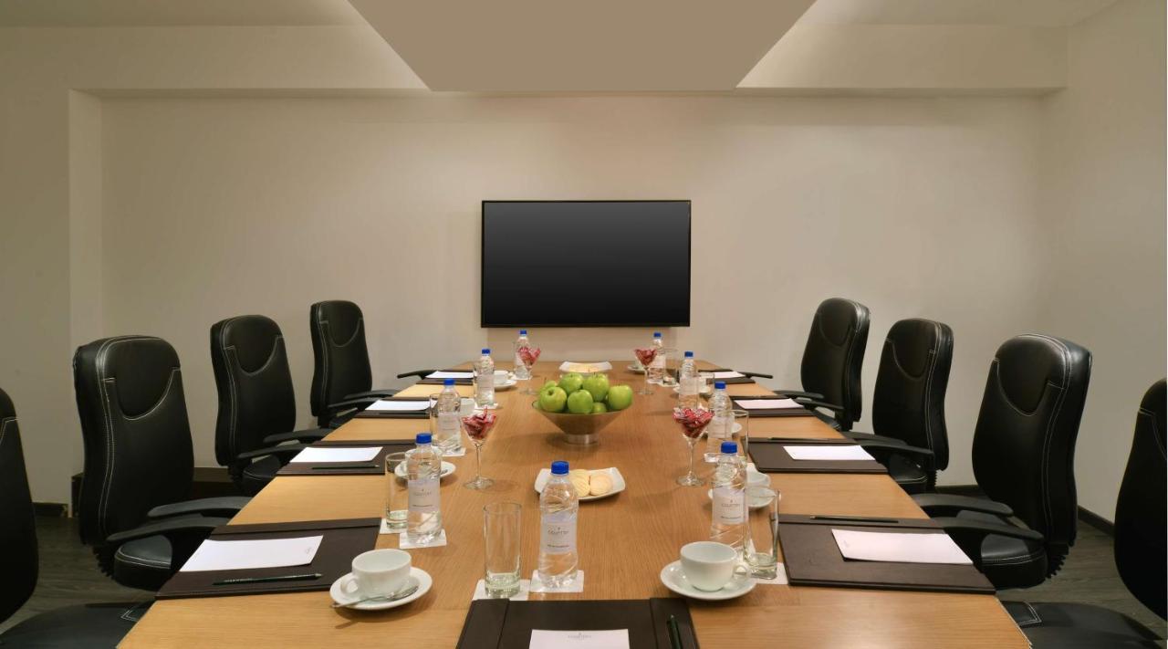 Country Inn & Suites By Radisson, Bengaluru Hebbal Road Exteriör bild